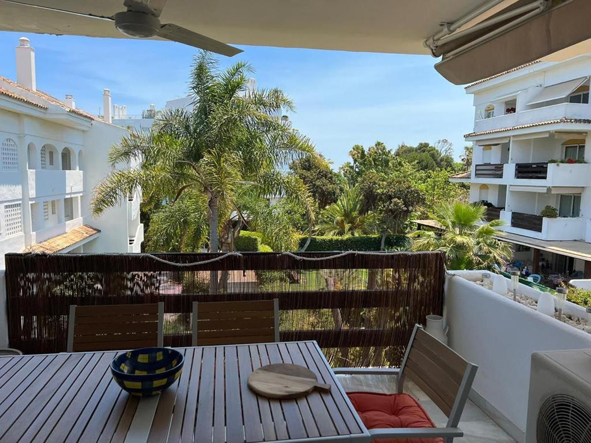 https://cdn.resales-online.com/public/cwjvlo7ows/properties/fabdee3febc511eca97d0217bc231ef4/w1200/1-7980e48d732b6fc85c14b43b94d2aa54.jpg?v=1655205796