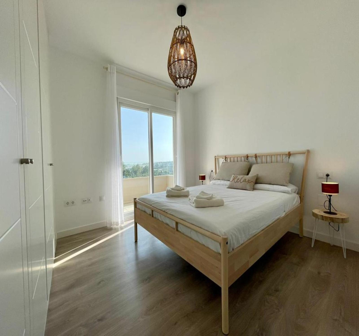 https://cdn.resales-online.com/public/tvd64zcaq6/properties/96b628351e3111eda97d0217bc231ef4/w1200/1-7980e48d732b6fc85c14b43b94d2aa54.jpg?v=1660746984