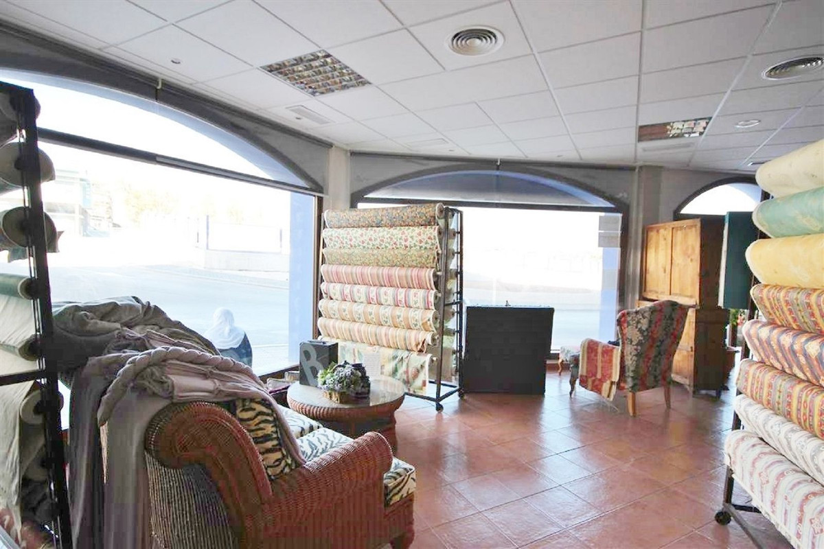 https://cdn.resales-online.com/public/cd9pzuj89n/properties/c822b714fd4211eca97d0217bc231ef4/w1200/1-7980e48d732b6fc85c14b43b94d2aa54.jpg?v=1658062459