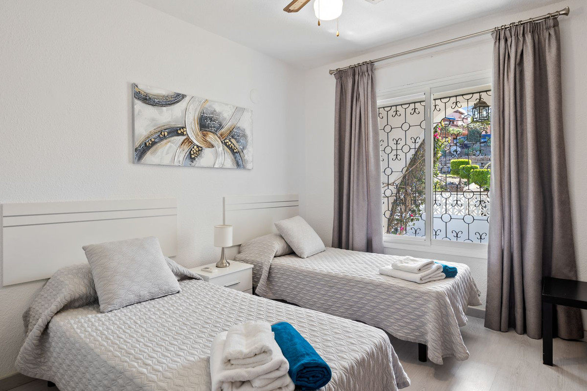 https://cdn.resales-online.com/public/rvs13crsz7/properties/c4ec42f7dd1111ed84bd0217bc231ef4/w1200/25-45e7a00e8ada30030040e20a35fbccfd.jpg?v=1681734937