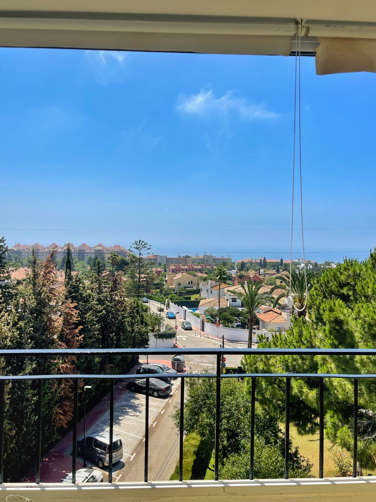 https://cdn.resales-online.com/public/ertu08aq1s/properties/c7956c09218411eea7b50217bc231ef4/w1200/1-7980e48d732b6fc85c14b43b94d2aa54.jpg?v=1689260331