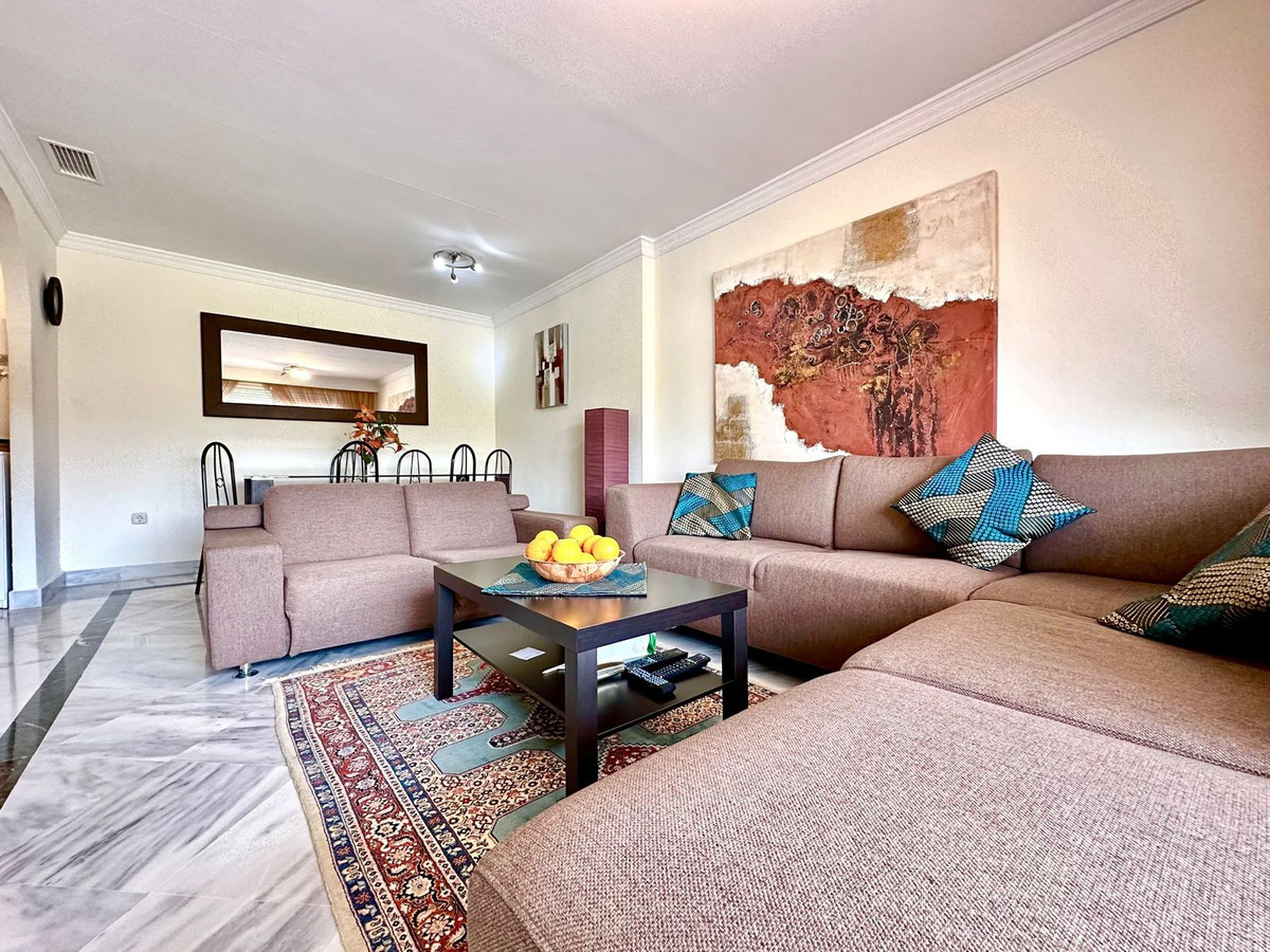 https://cdn.resales-online.com/public/36nfd0ljze/properties/22c7be0c29a711eea7b50217bc231ef4/w1200/1-7980e48d732b6fc85c14b43b94d2aa54.jpg?v=1690155095