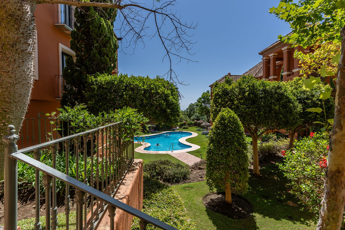 https://cdn.resales-online.com/public/gj2srmzxds/properties/9a028e2441a411eea6080217bc231ef4/w1200/1-7980e48d732b6fc85c14b43b94d2aa54.jpg?v=1692792264