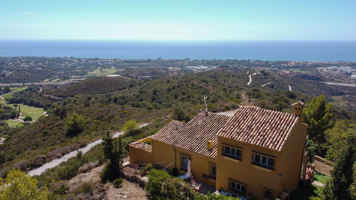 https://cdn.resales-online.com/public/382e5enbk5/properties/541d52f55e3711eea6080217bc231ef4/w1200/1-7980e48d732b6fc85c14b43b94d2aa54.jpg?v=1695934974
