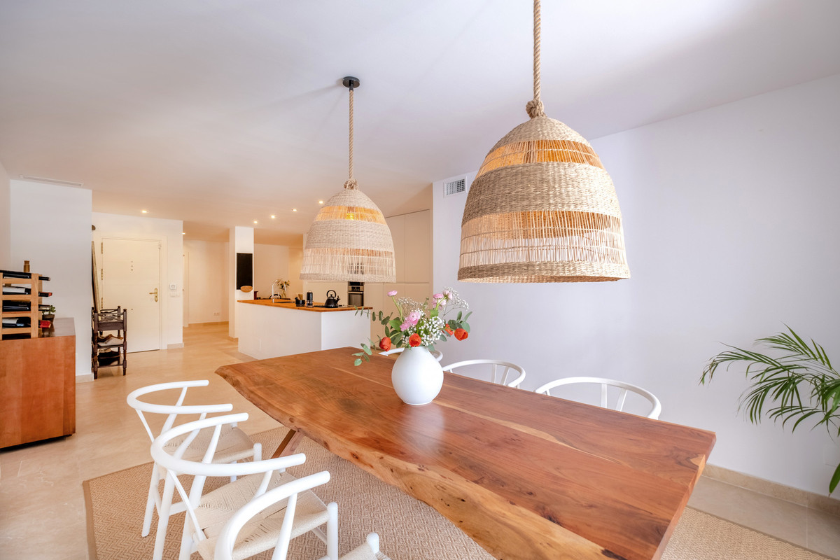 https://cdn.resales-online.com/public/jja1jz8h5h/properties/8f42e85a9f6911eca97d0217bc231ef4/w1200/1-7980e48d732b6fc85c14b43b94d2aa54.jpg?v=1646807226