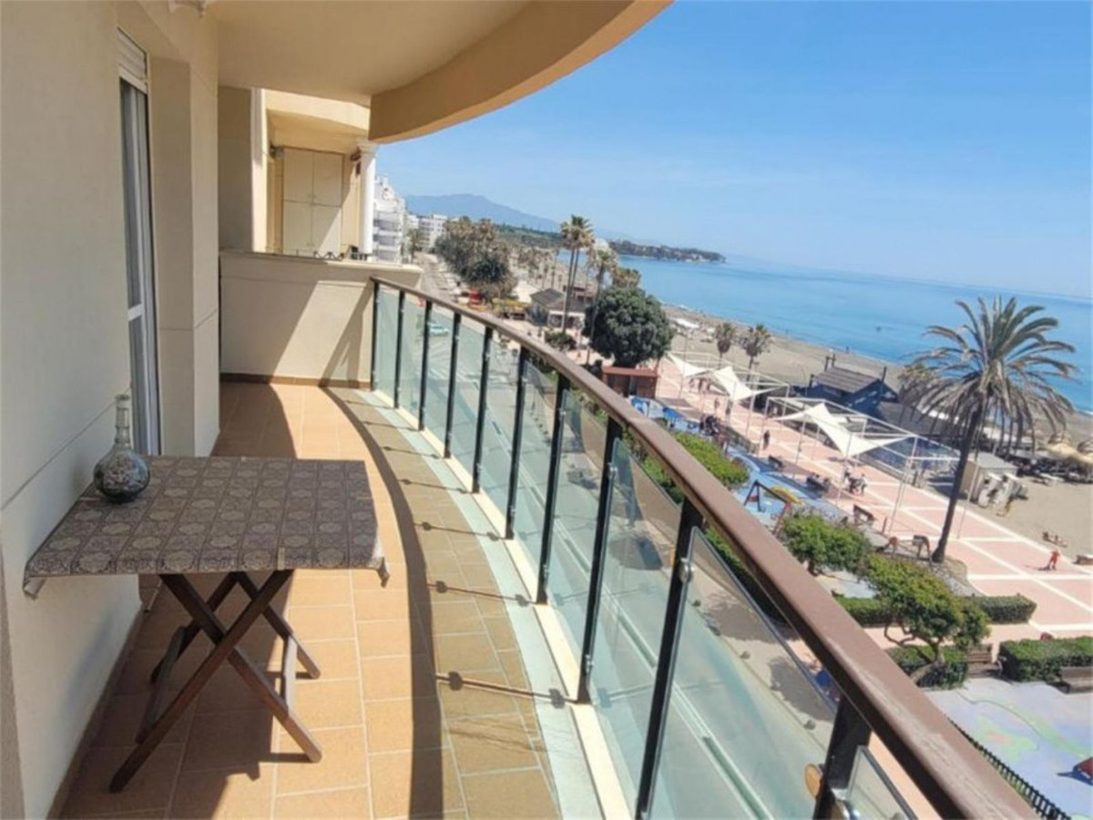 https://cdn.resales-online.com/public/7rg1k5rn6p/properties/23634c5cd68011eca97d0217bc231ef4/w1200/1-7980e48d732b6fc85c14b43b94d2aa54.jpg?v=1653821288