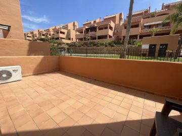 https://cdn.resales-online.com/public/gb9btgt1cq/properties/28f0b81fe70011eca97d0217bc231ef4/w1200/20-d1f7658cbe4ba6cd8666fec30fba80ad.jpg?v=1655722570