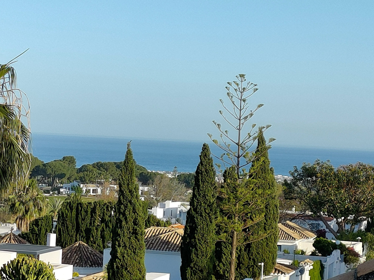 https://cdn.resales-online.com/public/46jdbe8uuu/properties/742e75d51a3b11eda97d0217bc231ef4/w1200/1-7980e48d732b6fc85c14b43b94d2aa54.jpg?v=1660312614