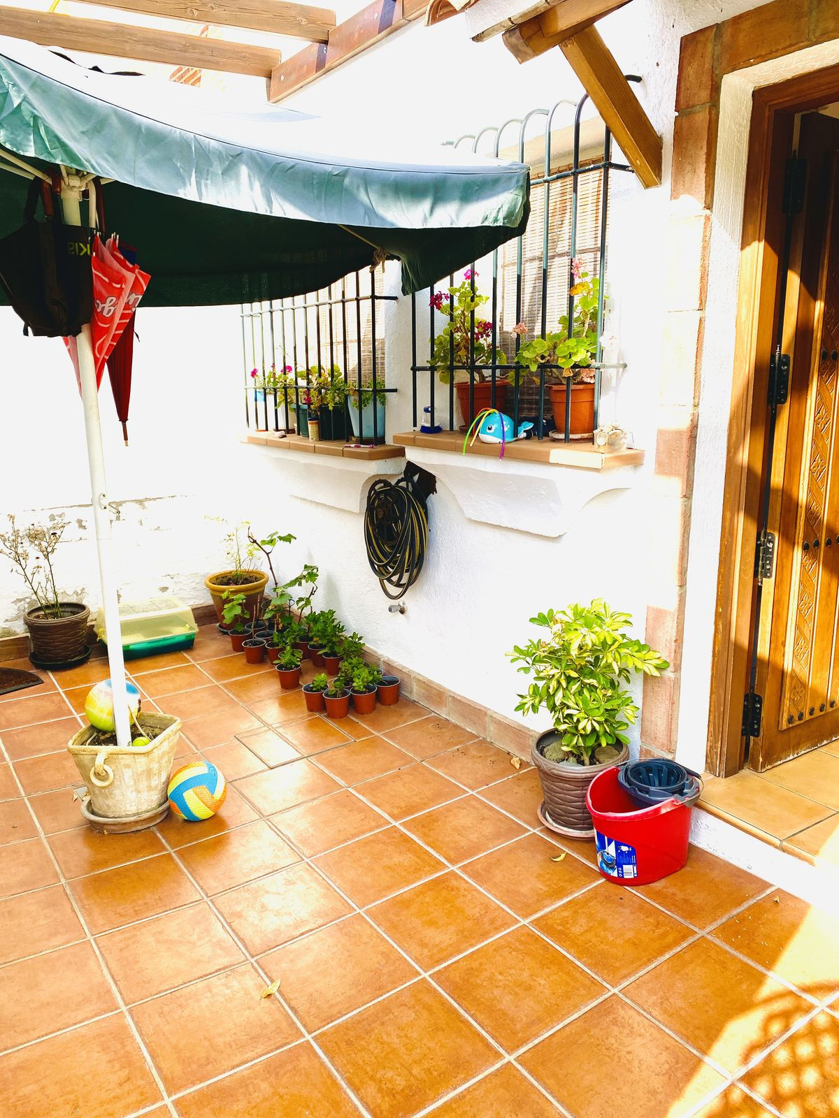 https://cdn.resales-online.com/public/suc53yb0o5/properties/73b640912b8e11edad230217bc231ef4/w1200/1-7980e48d732b6fc85c14b43b94d2aa54.jpg?v=1662216973