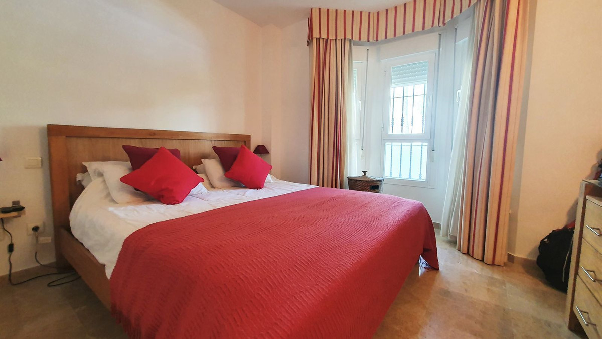 https://cdn.resales-online.com/public/ii7dbiqcgd/properties/0dfed666133411eda97d0217bc231ef4/w1200/14-d70dc3102c00d7be0e872dfe1c1f86d7.jpg?v=1659538904