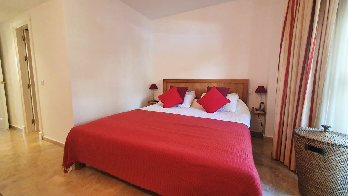 https://cdn.resales-online.com/public/ii7dbiqcgd/properties/0dfed666133411eda97d0217bc231ef4/w1200/15-11d12f2f454f2f5e9b981fdd8b901d51.jpg?v=1659538904