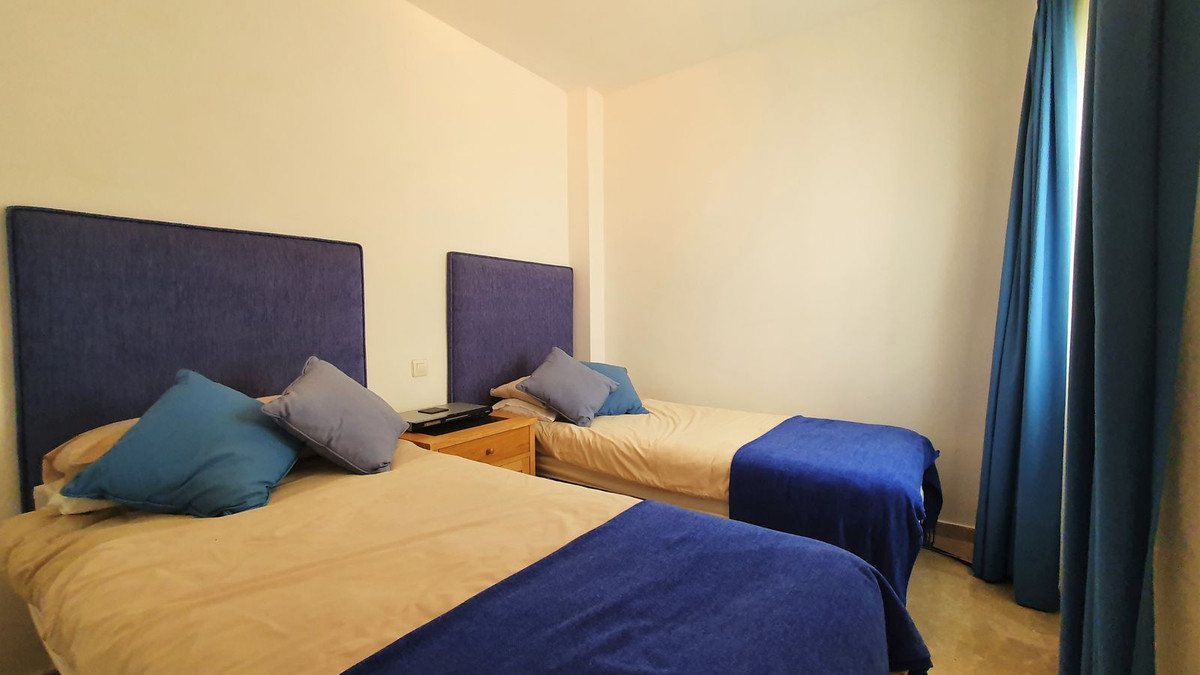 https://cdn.resales-online.com/public/ii7dbiqcgd/properties/0dfed666133411eda97d0217bc231ef4/w1200/22-bcf8e6250e0bab365f900a8ac31ac040.jpg?v=1659538904
