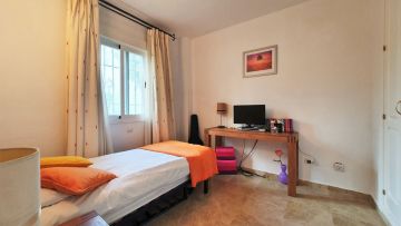 https://cdn.resales-online.com/public/ii7dbiqcgd/properties/0dfed666133411eda97d0217bc231ef4/w1200/28-ef19a2c59920e2e087cd278a51b6dbf8.jpg?v=1661186378
