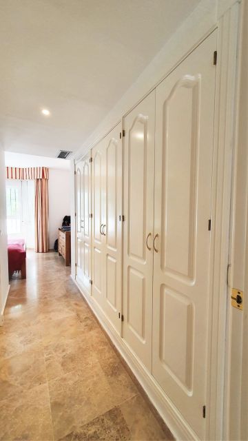 https://cdn.resales-online.com/public/ii7dbiqcgd/properties/0dfed666133411eda97d0217bc231ef4/w1200/33-f37a7fab00fce6ff6b895520b67d6d6d.jpg?v=1661186378