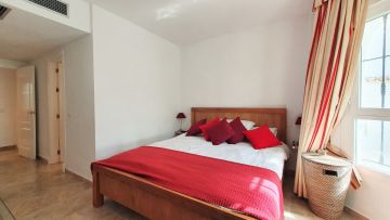 https://cdn.resales-online.com/public/ii7dbiqcgd/properties/0dfed666133411eda97d0217bc231ef4/w1200/38-9b9a71c4c46e127e5c6f91a74b158396.jpg?v=1661186378