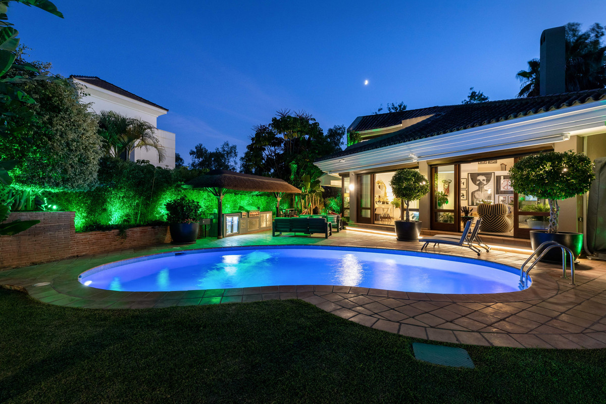https://cdn.resales-online.com/public/1aj4phdcqs/properties/4e15975149ed11ed98460217bc231ef4/w1200/1-7980e48d732b6fc85c14b43b94d2aa54.jpg?v=1665555508