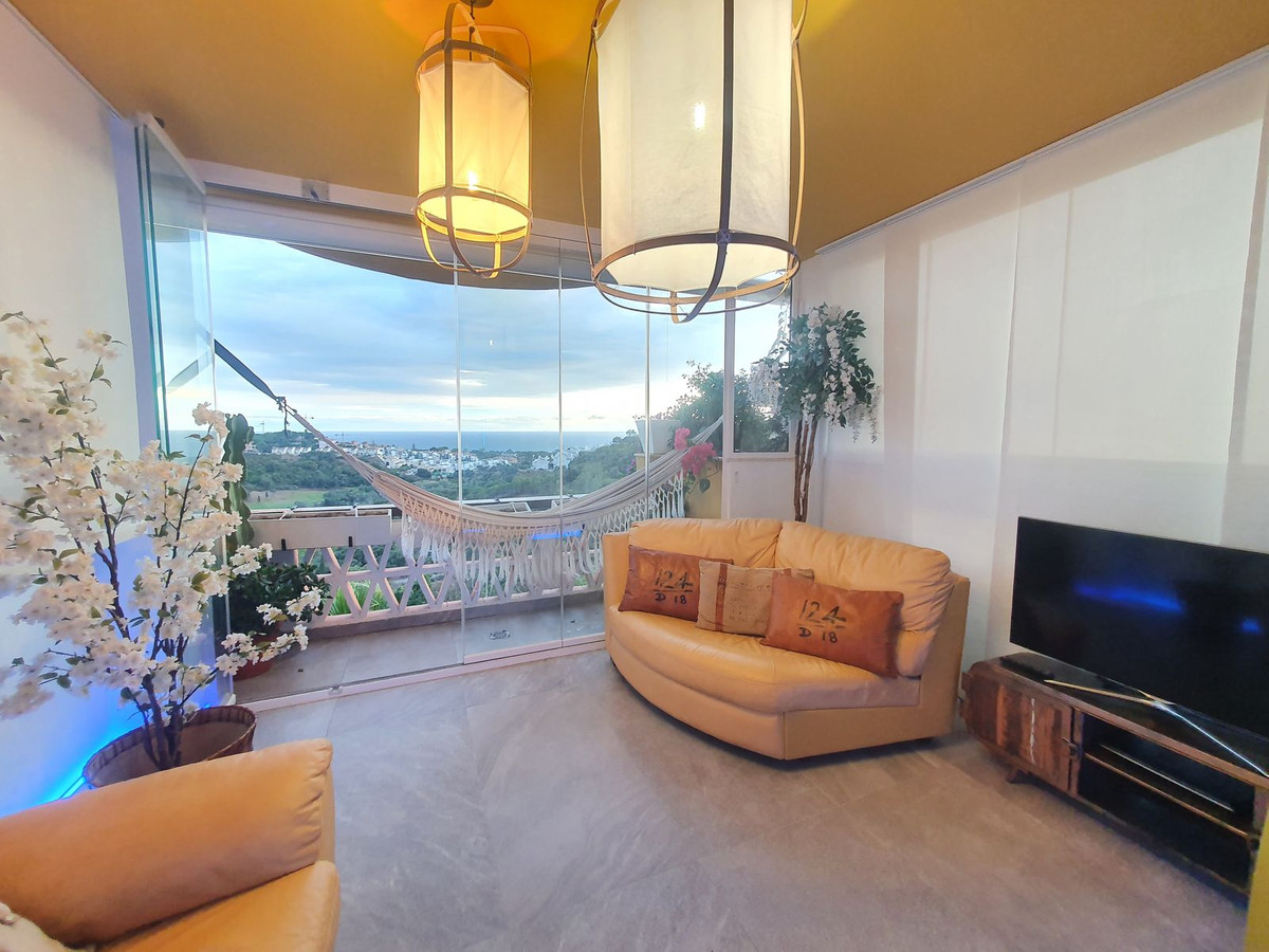 https://cdn.resales-online.com/public/akald381cu/properties/37d853ec6b3d11ed98460217bc231ef4/w1200/1-7980e48d732b6fc85c14b43b94d2aa54.jpg?v=1669219918