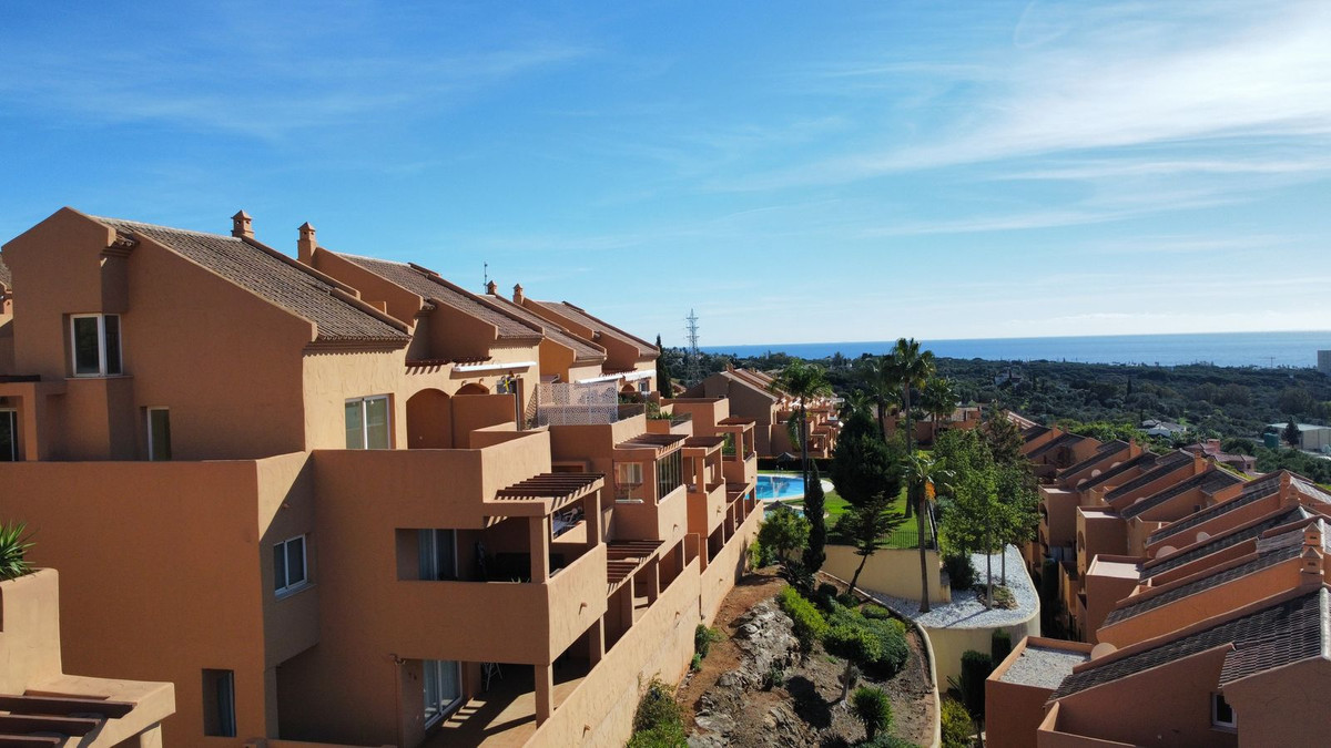 https://cdn.resales-online.com/public/y319akz17d/properties/153bf22e965f11eda53f0217bc231ef4/w1200/1-7980e48d732b6fc85c14b43b94d2aa54.jpg?v=1673960788
