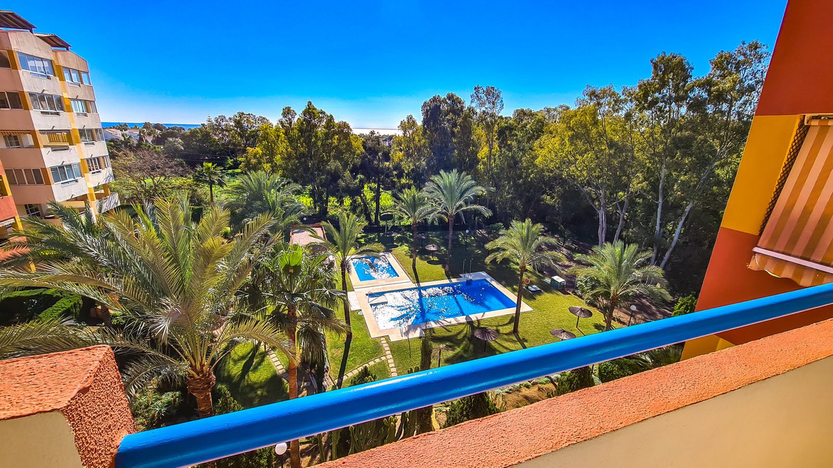 https://cdn.resales-online.com/public/vs9n5zw5gq/properties/695c50fe9b2111eda53f0217bc231ef4/w1200/1-7980e48d732b6fc85c14b43b94d2aa54.jpg?v=1674489959