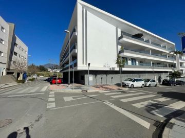 https://cdn.resales-online.com/public/u6447mvlgg/properties/b4db661ea3ac11eda53f0217bc231ef4/w1200/2-5bd7b9d04b45e33852eaf0ec6670150d.jpg?v=1675423500