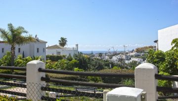 https://cdn.resales-online.com/public/1k5stslnpi/properties/19f717afcdef11ed84bd0217bc231ef4/w1200/1-7980e48d732b6fc85c14b43b94d2aa54.jpg?v=1680069833