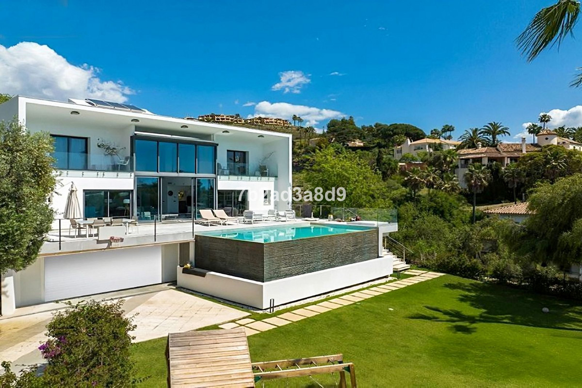 https://cdn.resales-online.com/public/7b2ad3a8d9/properties/32ed734de9dd11edb6600217bc231ef4/w1200/1-7980e48d732b6fc85c14b43b94d2aa54.jpg?v=1683143771