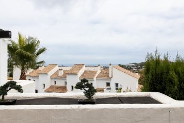 https://cdn.resales-online.com/public/6u5vbuh1hk/properties/da2ee8f0faba11edb6600217bc231ef4/w1200/13-5fd73dea700db77384c091ca9818b1a9.jpg?v=1684995194