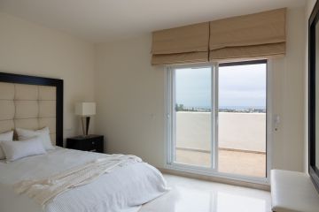 https://cdn.resales-online.com/public/6u5vbuh1hk/properties/da2ee8f0faba11edb6600217bc231ef4/w1200/16-ec67b526875bf0124b6ce4328a754439.jpg?v=1684995194
