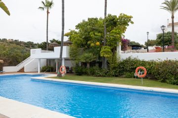 https://cdn.resales-online.com/public/6u5vbuh1hk/properties/da2ee8f0faba11edb6600217bc231ef4/w1200/24-613bbc26f32d7013d348ef202dd30a43.jpg?v=1684995194