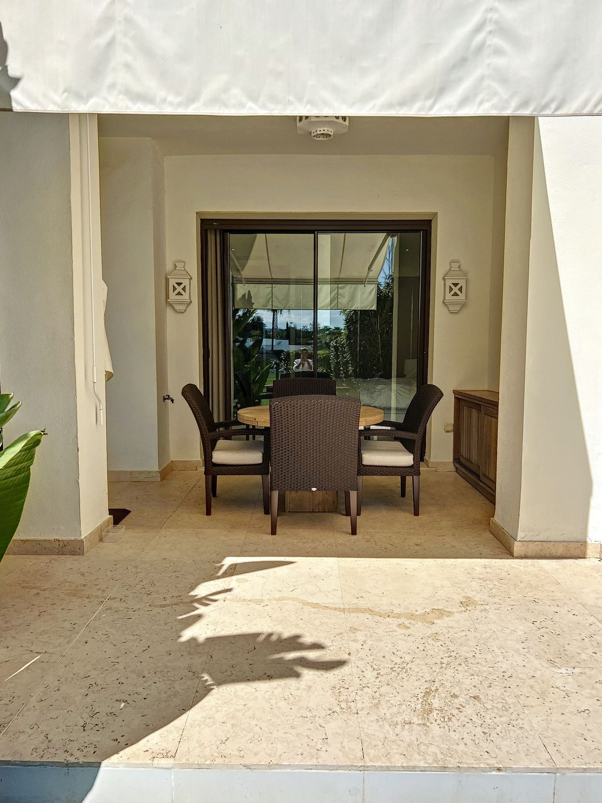 https://cdn.resales-online.com/public/25ldb8kiyd/properties/823b17f9fa4b11edb6600217bc231ef4/w1200/17-dd5fcd4f0eb487dfa3803f7e20814c0e.jpg?v=1684948382