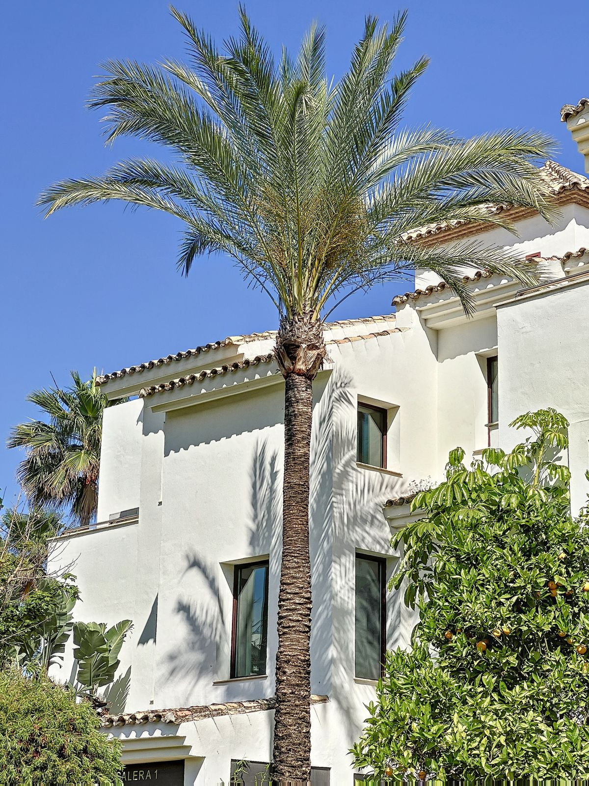 https://cdn.resales-online.com/public/25ldb8kiyd/properties/823b17f9fa4b11edb6600217bc231ef4/w1200/25-45e7a00e8ada30030040e20a35fbccfd.jpg?v=1684948382