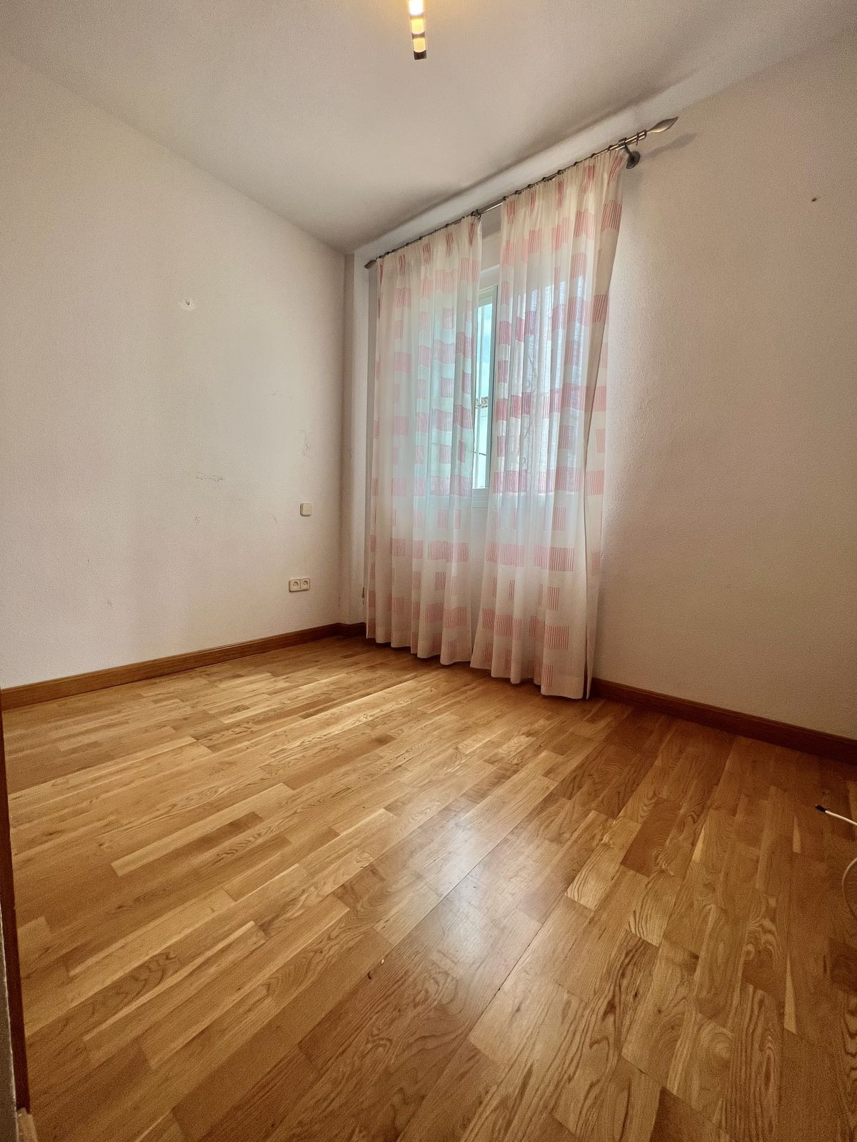 https://cdn.resales-online.com/public/aa2saqz9w9/properties/f860765dfa3211edb6600217bc231ef4/w1200/12-53013098fcab6c38b1379cd33298e050.jpg?v=1684936976