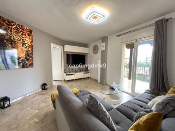https://cdn.resales-online.com/public/cap6mgdmx9/properties/581c879bfa2911edb6600217bc231ef4/w1200/2-5bd7b9d04b45e33852eaf0ec6670150d.jpg?v=1684934006