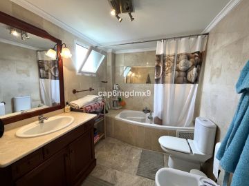 https://cdn.resales-online.com/public/cap6mgdmx9/properties/581c879bfa2911edb6600217bc231ef4/w1200/7-aa4cc561180b369757c0bb4af9886cd3.jpg?v=1684934006