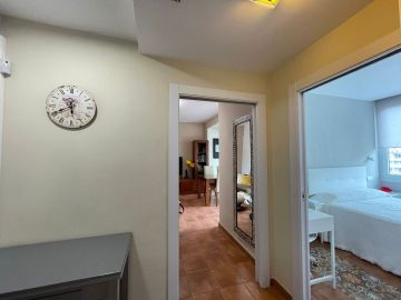https://cdn.resales-online.com/public/mirbblak76/properties/d8a3c552f99111edb6600217bc231ef4/w1200/13-5fd73dea700db77384c091ca9818b1a9.jpg?v=1684929308