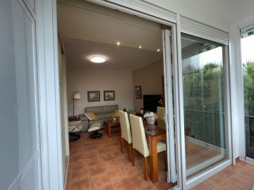 https://cdn.resales-online.com/public/mirbblak76/properties/d8a3c552f99111edb6600217bc231ef4/w1200/8-e64a9055bba3e77ac8aca3b893cdf826.jpg?v=1684929308