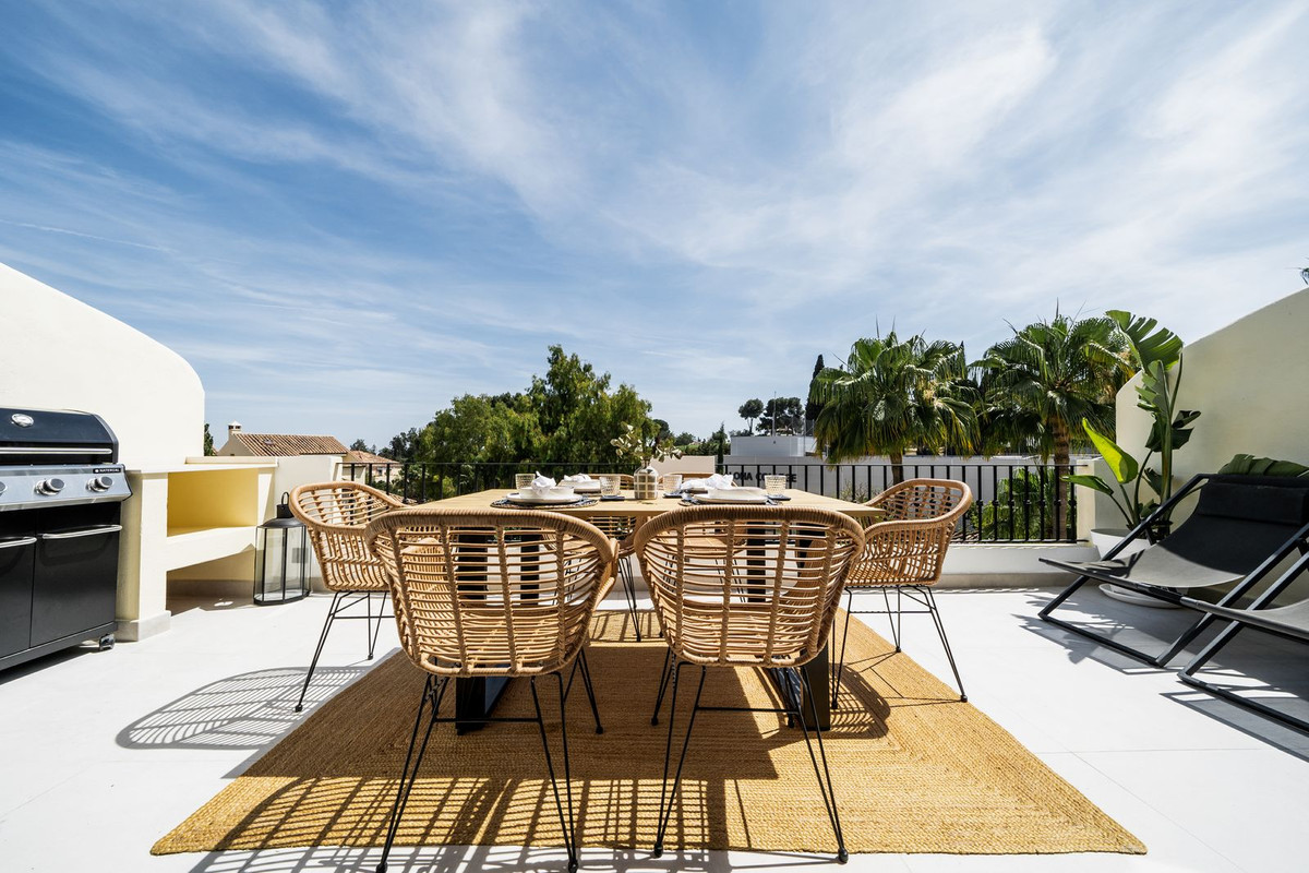 https://cdn.resales-online.com/public/vvmdwbkuht/properties/2f9e587bf49d11edb6600217bc231ef4/w1200/1-7980e48d732b6fc85c14b43b94d2aa54.jpg?v=1684323121