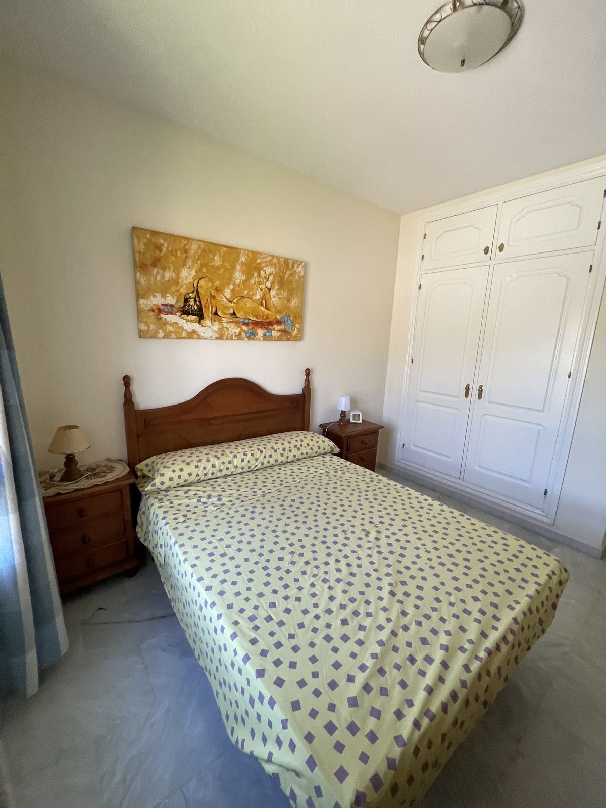 https://cdn.resales-online.com/public/mqt4ubvq31/properties/b3df2cd1f0a811edb6600217bc231ef4/w1200/13-5fd73dea700db77384c091ca9818b1a9.jpg?v=1684931003