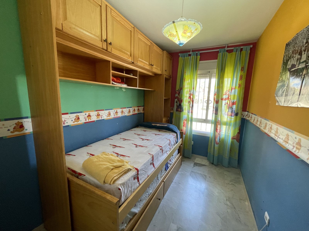 https://cdn.resales-online.com/public/mqt4ubvq31/properties/b3df2cd1f0a811edb6600217bc231ef4/w1200/16-ec67b526875bf0124b6ce4328a754439.jpg?v=1684931003