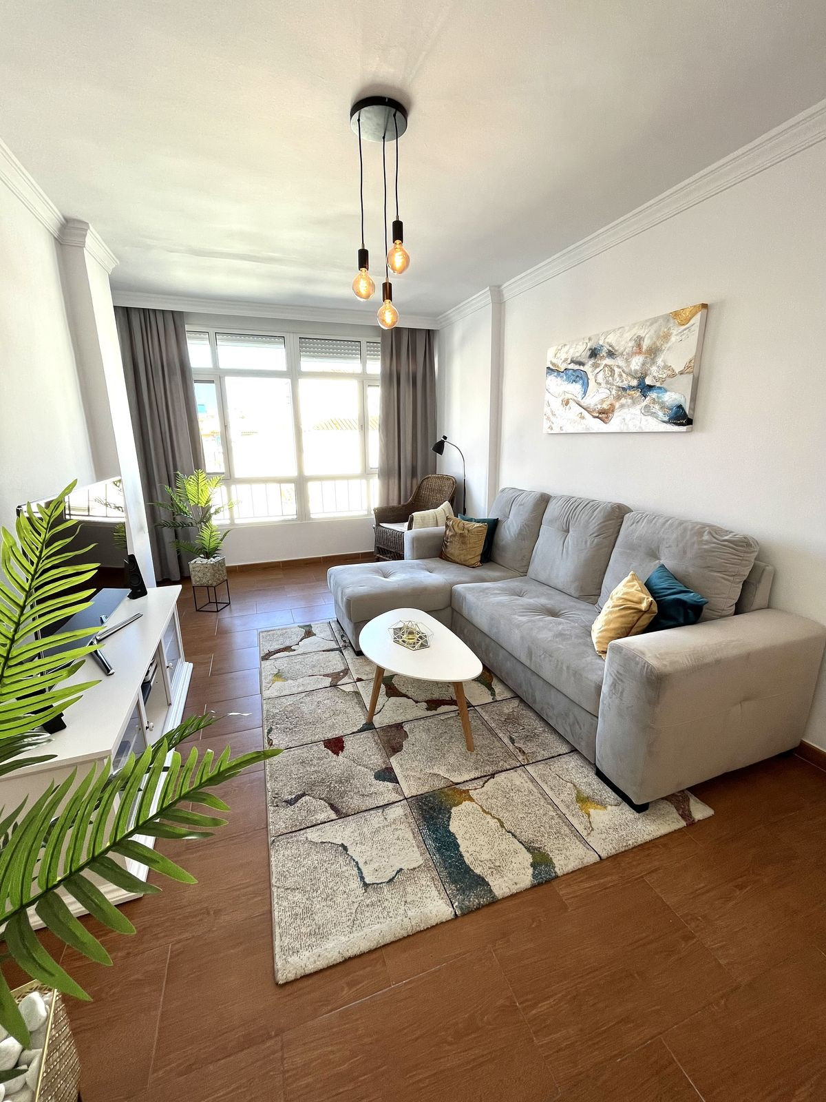 https://cdn.resales-online.com/public/xg4f70q0gc/properties/40dca4ae140711eea7b50217bc231ef4/w1200/1-7980e48d732b6fc85c14b43b94d2aa54.jpg?v=1687805523