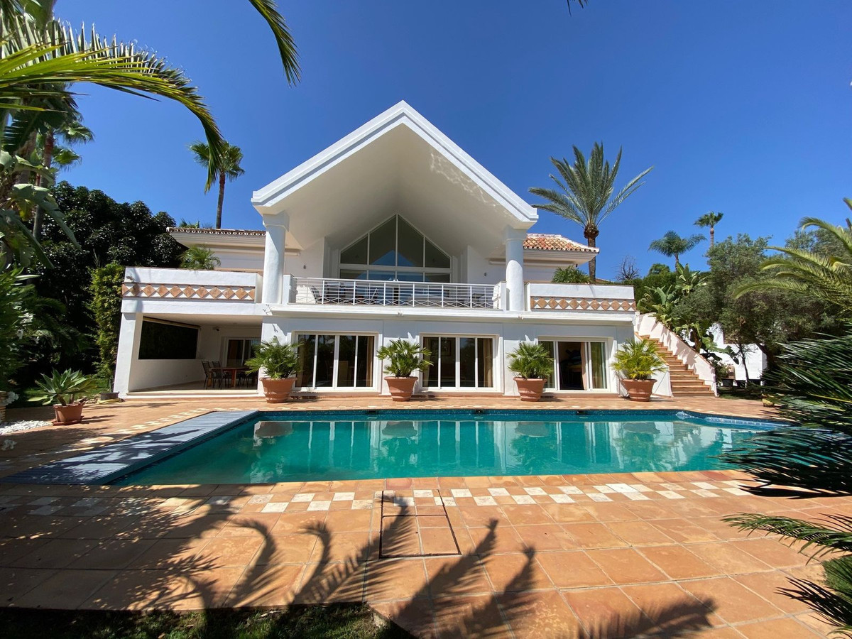https://cdn.resales-online.com/public/irq3571isn/properties/34ba95f6014011eeb6600217bc231ef4/w1200/1-7980e48d732b6fc85c14b43b94d2aa54.jpg?v=1687540061