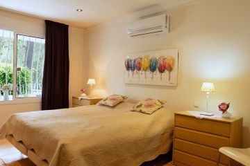 https://cdn.resales-online.com/public/gb867kebfd/properties/17bdc3773a8611eea7b50217bc231ef4/w1200/11-20939a0134ad724a8cb2a801094d15a4.jpg?v=1692009644