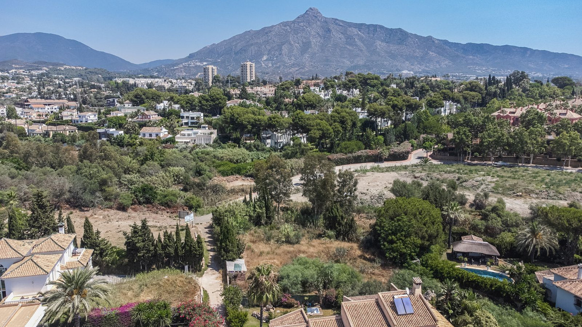https://cdn.resales-online.com/public/cdugn808as/properties/e5fd12ab1f2c11eea7b50217bc231ef4/w1200/1-7980e48d732b6fc85c14b43b94d2aa54.jpg?v=1689002836