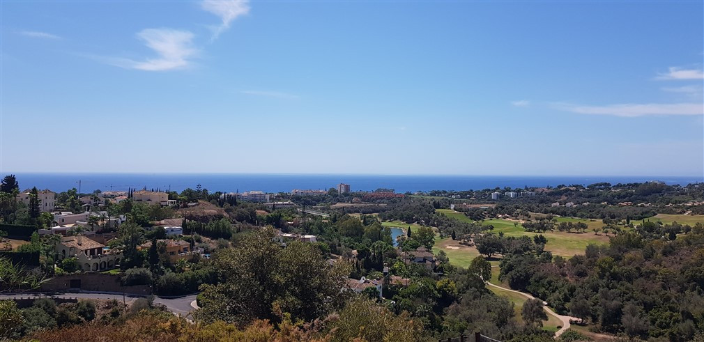 https://cdn.resales-online.com/public/qqjj8eevfi/properties/b3c9e8a1488511eea6080217bc231ef4/w1200/1-7980e48d732b6fc85c14b43b94d2aa54.jpg?v=1693548557