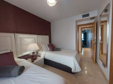 https://cdn.resales-online.com/public/nta0ullcs5/properties/bab5e01853aa11eea6080217bc231ef4/w1200/22-bcf8e6250e0bab365f900a8ac31ac040.jpg?v=1694776109