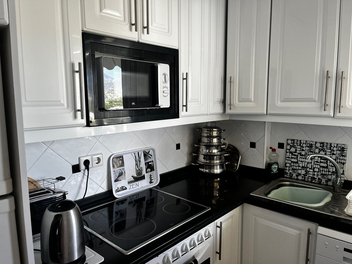 https://cdn.resales-online.com/public/5em70cvk9j/properties/8a4c20c053a111eea6080217bc231ef4/w1200/2-5bd7b9d04b45e33852eaf0ec6670150d.jpg?v=1694770164