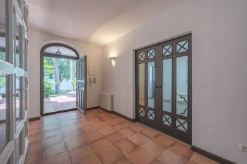 https://cdn.resales-online.com/public/k5r4twew51/properties/a318e7a353bb11eea6080217bc231ef4/w1200/17-dd5fcd4f0eb487dfa3803f7e20814c0e.jpg?v=1694781322