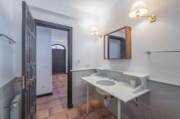 https://cdn.resales-online.com/public/k5r4twew51/properties/a318e7a353bb11eea6080217bc231ef4/w1200/24-613bbc26f32d7013d348ef202dd30a43.jpg?v=1694781322