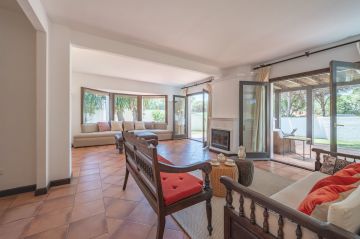https://cdn.resales-online.com/public/k5r4twew51/properties/a318e7a353bb11eea6080217bc231ef4/w1200/9-467d0cee5b725f3ef65f102a0c2e69c0.jpg?v=1694781322