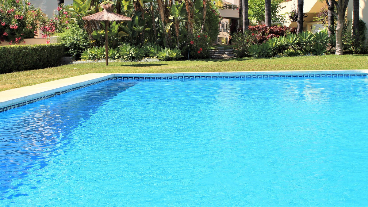 https://cdn.resales-online.com/public/dad395u9hv/properties/9f4bad2e546b11eea6080217bc231ef4/w1200/27-f6e8bc237ba13ac4c268badec6354f3d.jpg?v=1694857105
